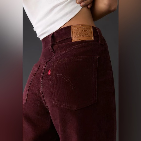 ๐ Levi's Burgundy Ribcage High-Rise Straight Ankle Corduroy Jeans - Size 29 - Picture 2 of 7